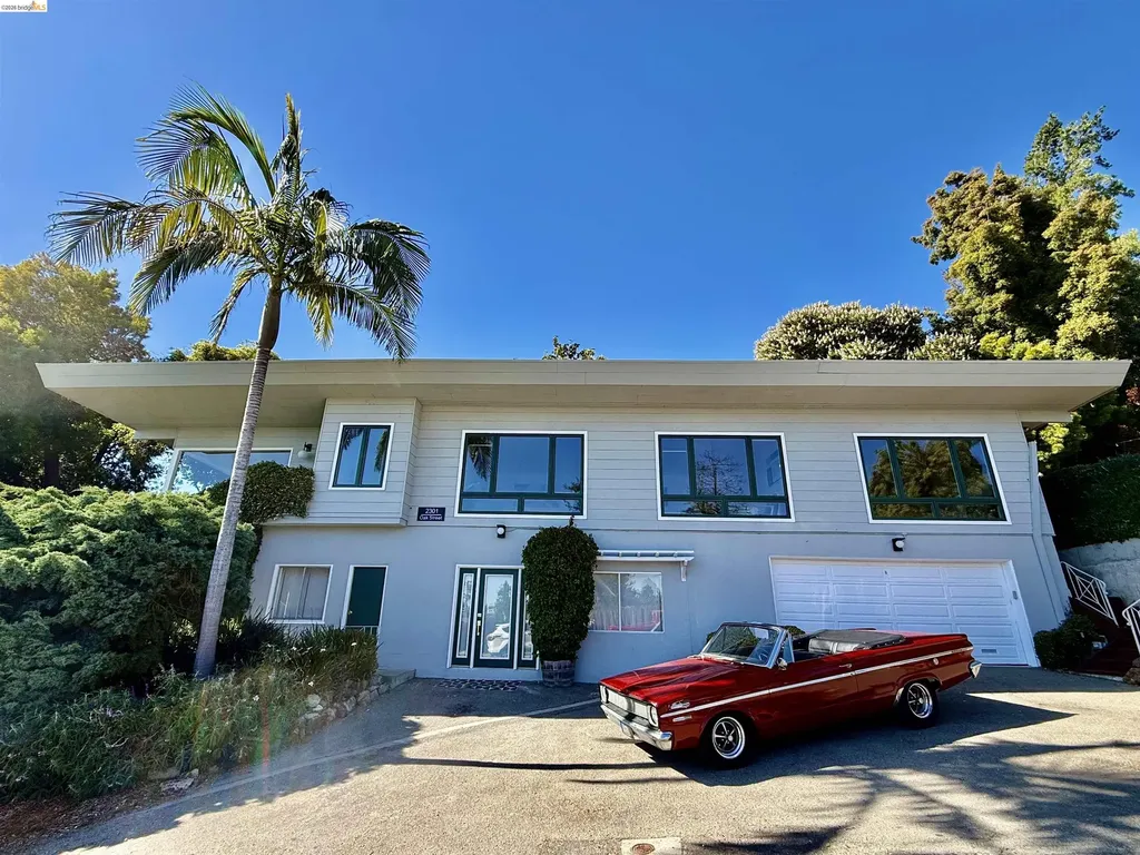 2301 Oak Street Berkeley CA 94708