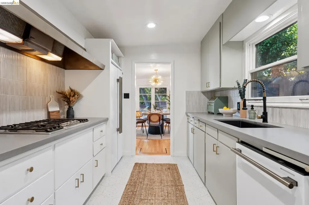 2301 Oak Street Berkeley CA 94708