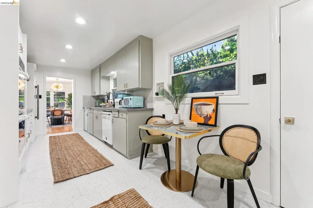 2301 Oak Street Berkeley CA 94708