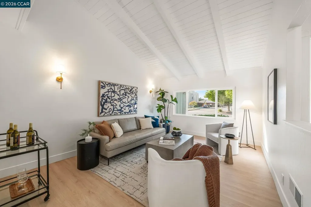 1948 Risdon Road Concord CA 94518