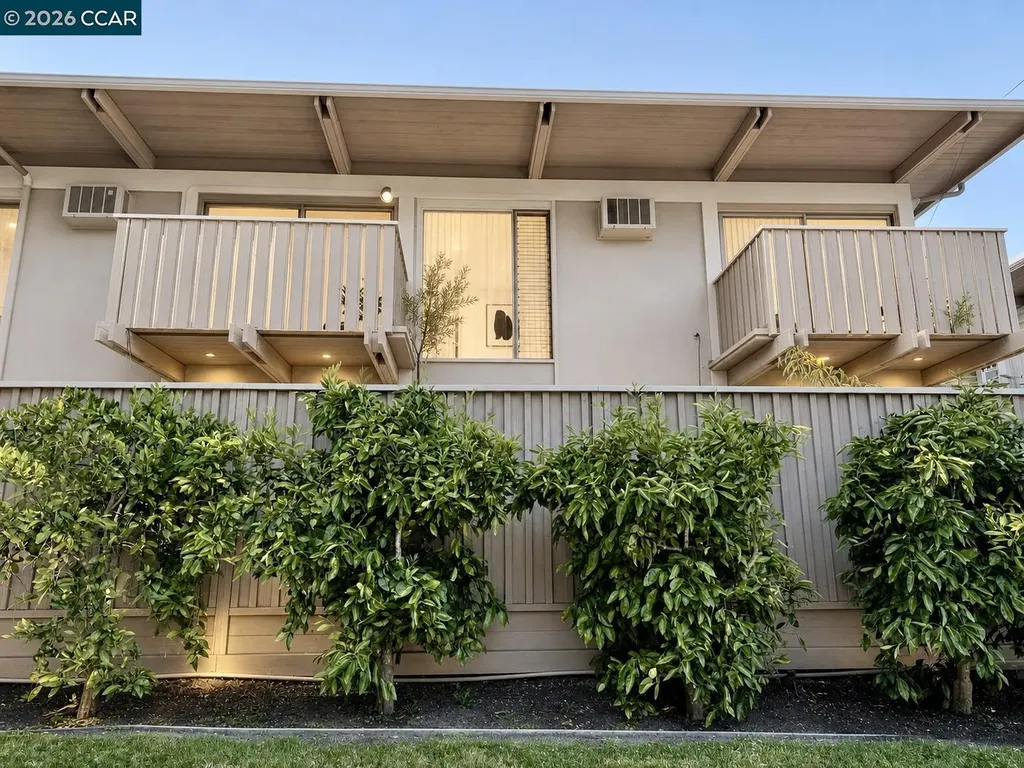 2133 Donald Drive Moraga CA 94556