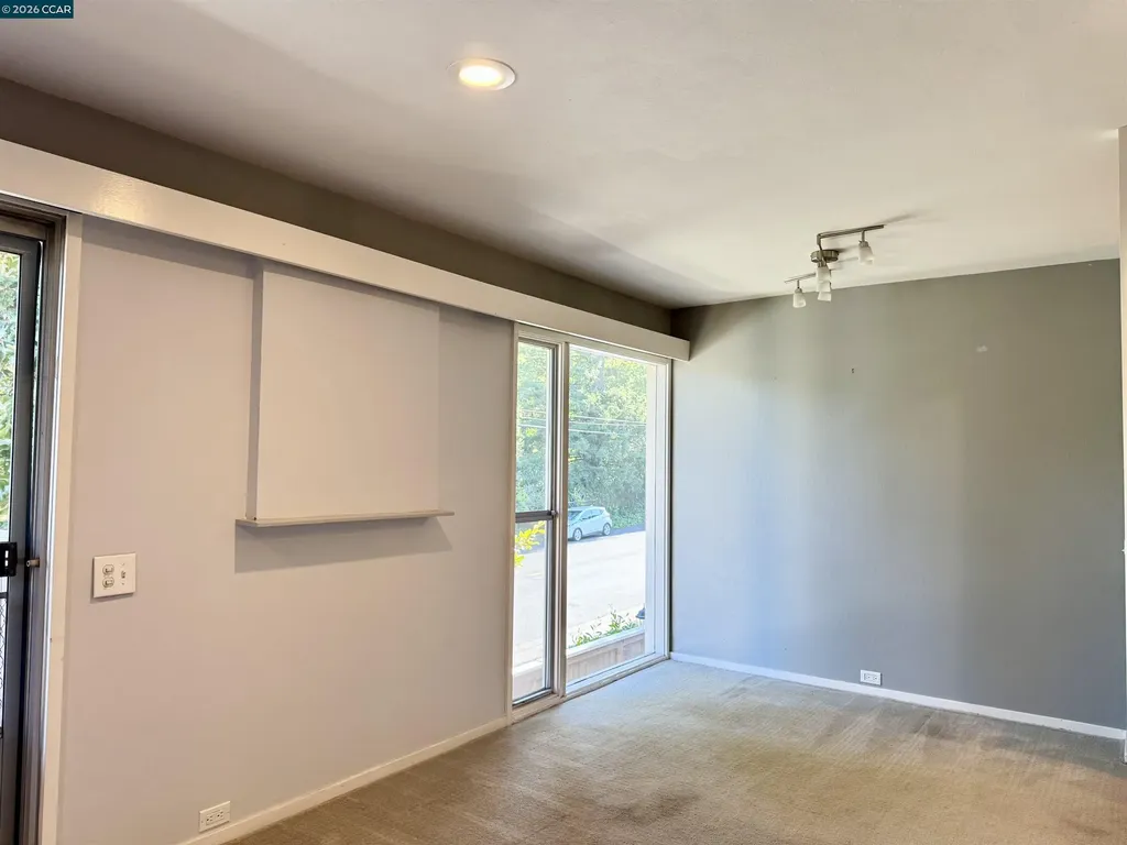 2133 Donald Drive Moraga CA 94556