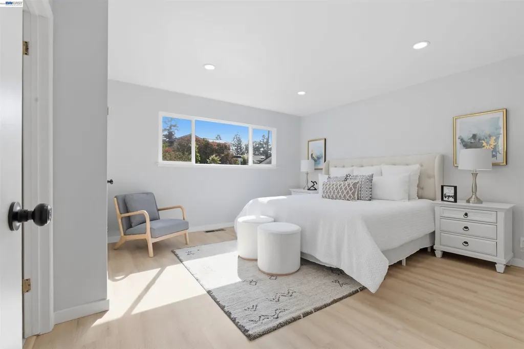 19304 Barclay Road Castro Valley CA 94546