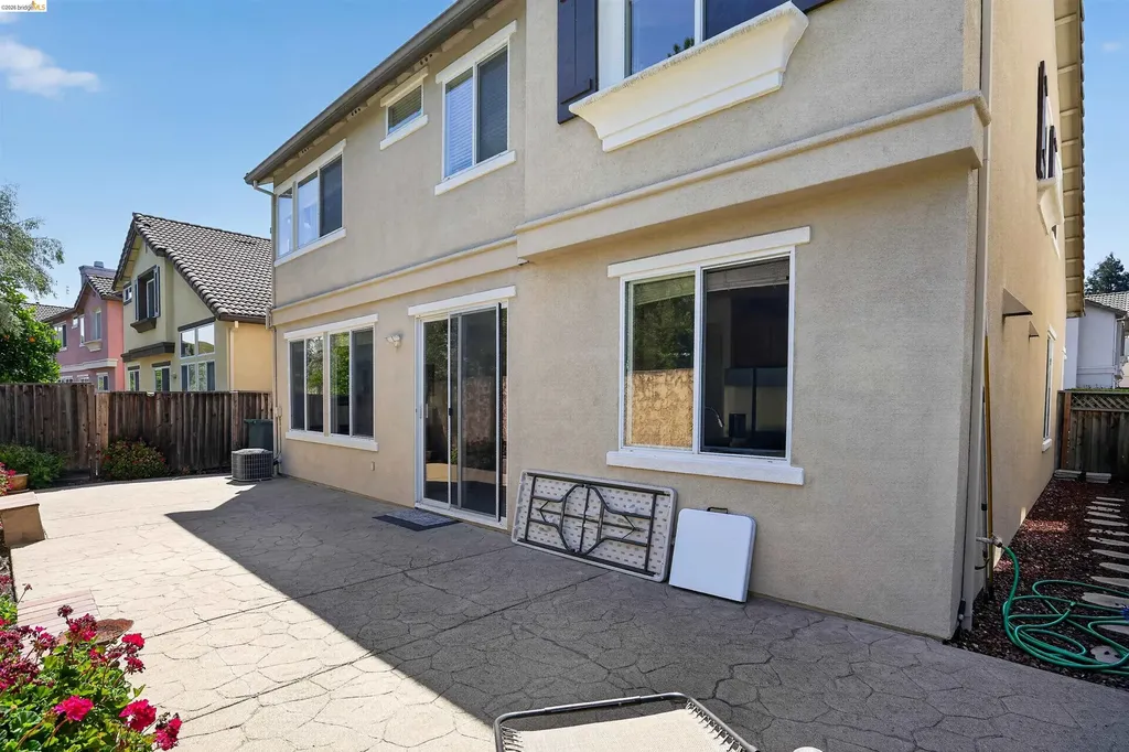 1221 Andrea Way Vallejo CA 94591