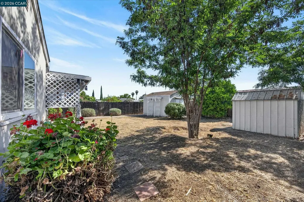 2745 El Rey Street Antioch CA 94509