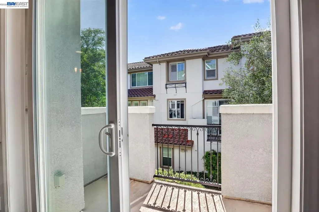 140 Selby Lane Livermore CA 94551
