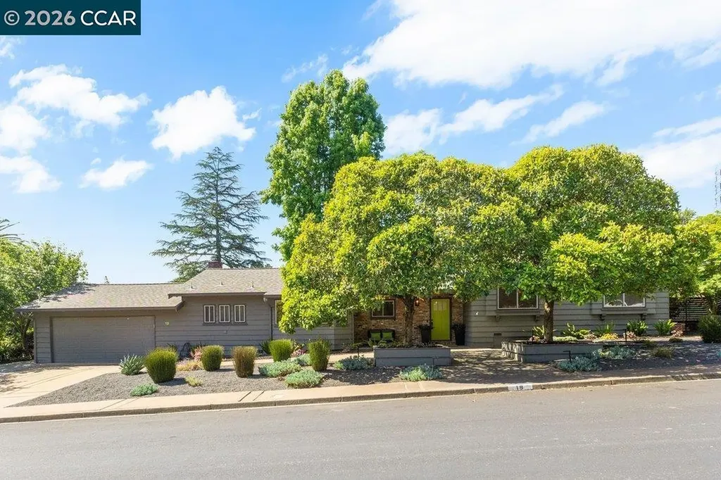 19 Lynwood Place Moraga CA 94556