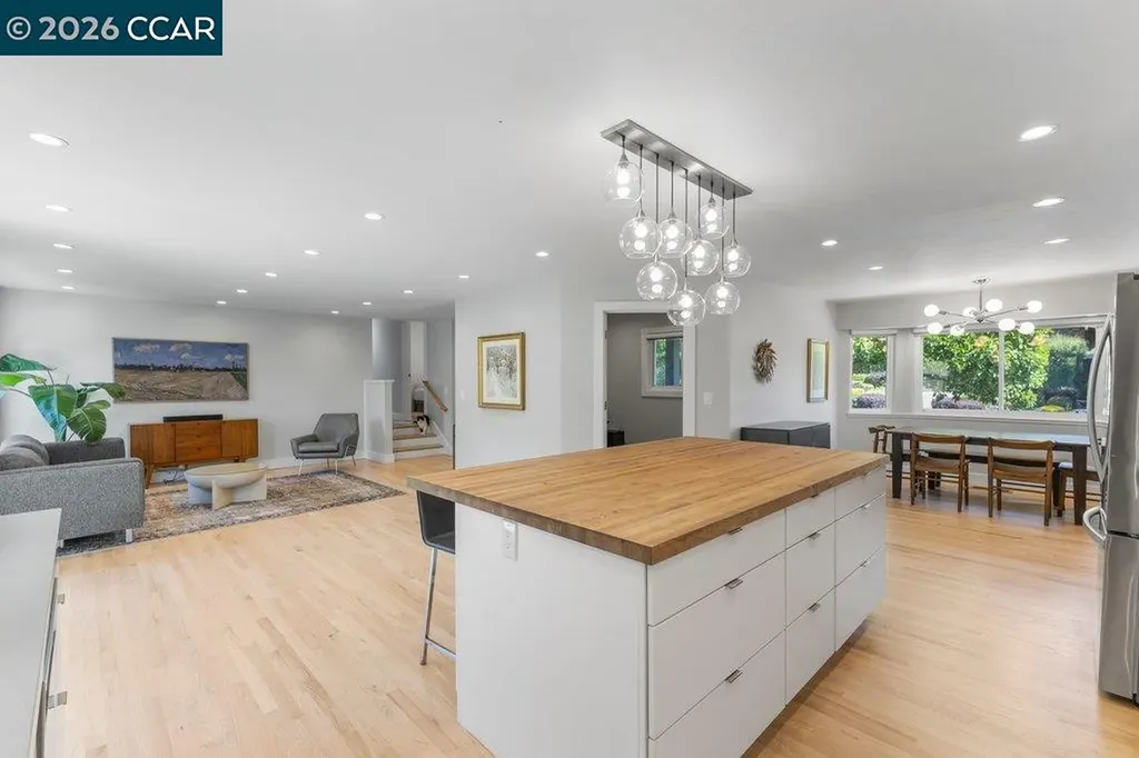 19 Lynwood Place Moraga CA 94556
