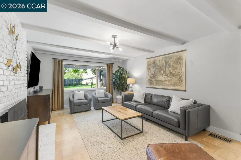 19 Lynwood Place Moraga CA 94556