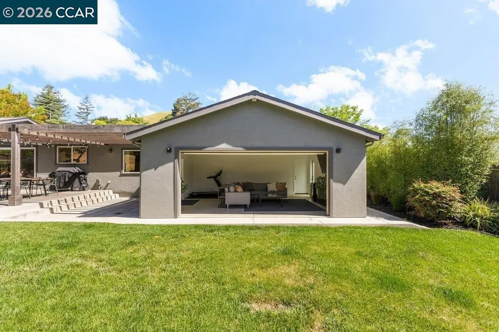 19 Lynwood Place Moraga CA 94556