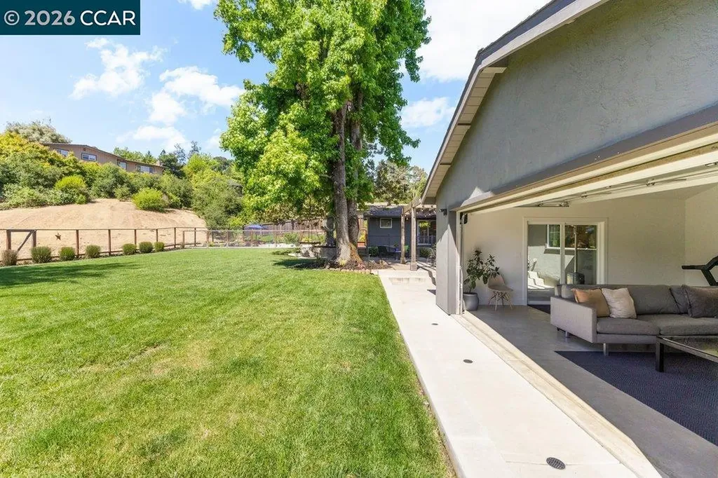 19 Lynwood Place Moraga CA 94556