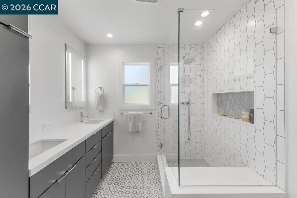19 Lynwood Place Moraga CA 94556