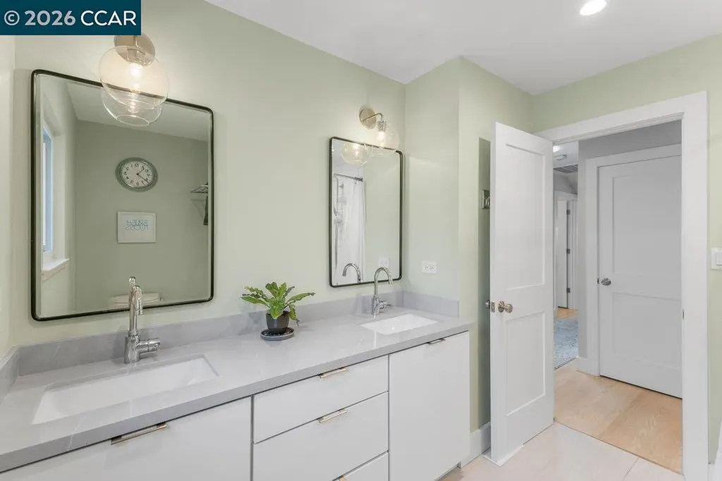 19 Lynwood Place Moraga CA 94556