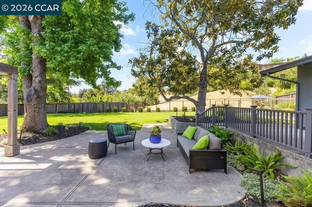 19 Lynwood Place Moraga CA 94556