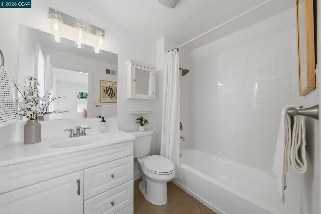 2282 Charlotte Avenue Concord CA 94518