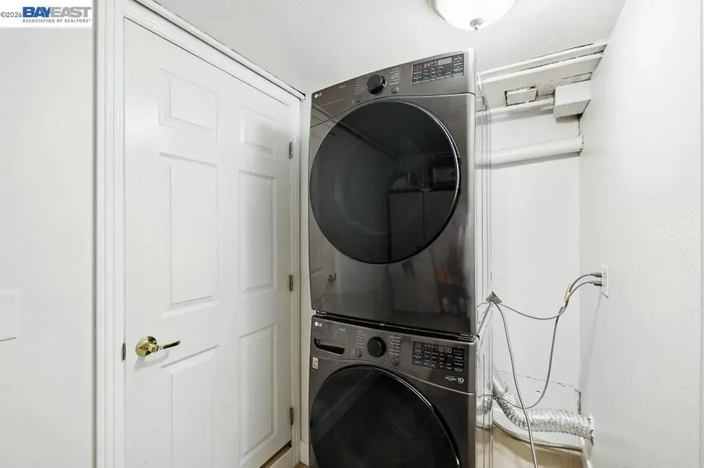 2506 Highland Avenue Oakland CA 94606
