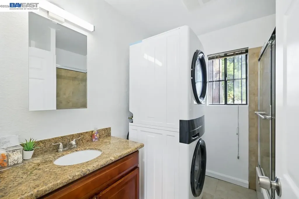 2506 Highland Avenue Oakland CA 94606