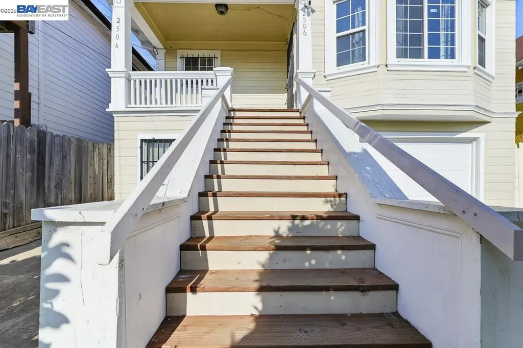 2506 Highland Avenue Oakland CA 94606