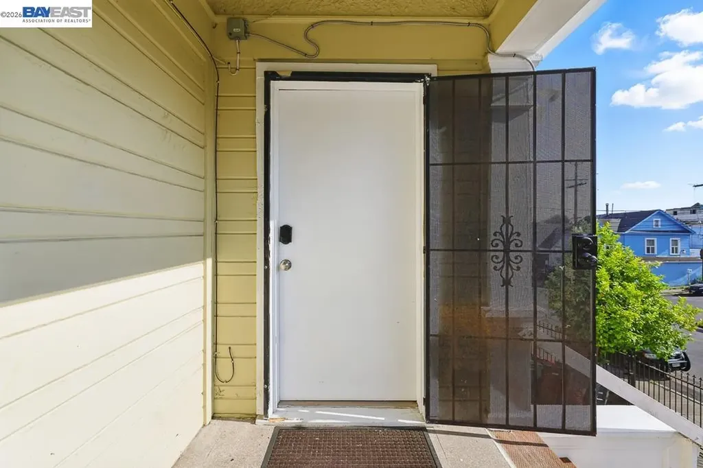 2506 Highland Avenue Oakland CA 94606