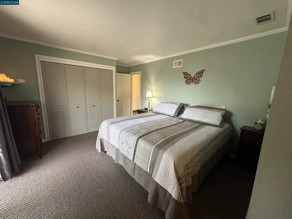 1941 Rainier Court Martinez CA 94553