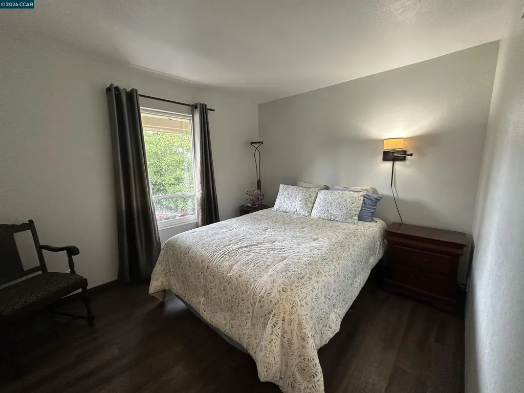1941 Rainier Court Martinez CA 94553