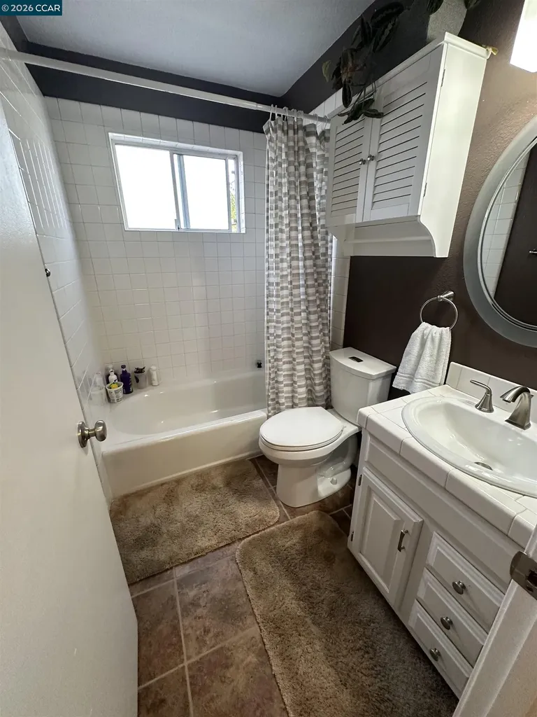 1941 Rainier Court Martinez CA 94553