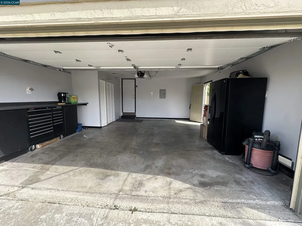 1941 Rainier Court Martinez CA 94553