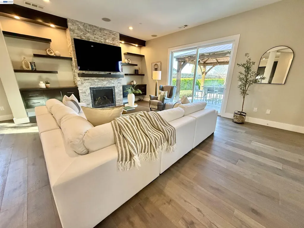 2133 Pleasant View Lane Livermore CA 94550
