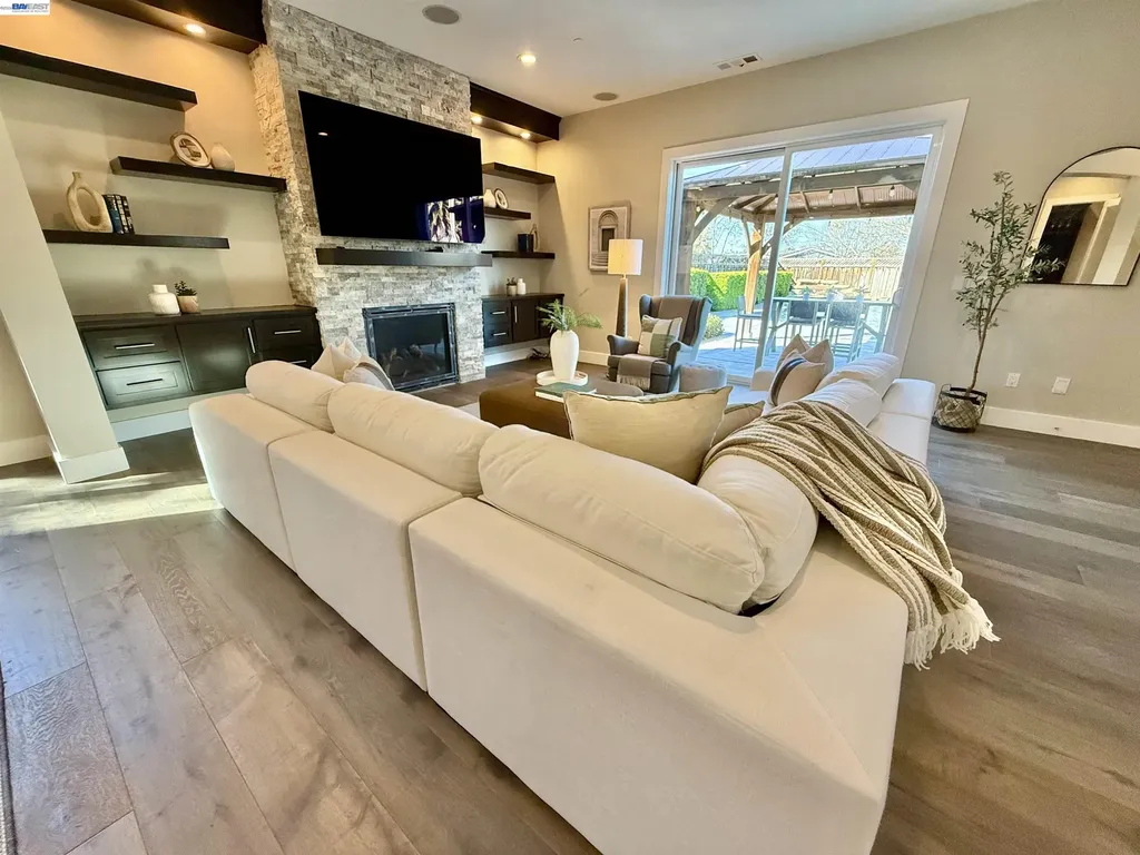 2133 Pleasant View Lane Livermore CA 94550