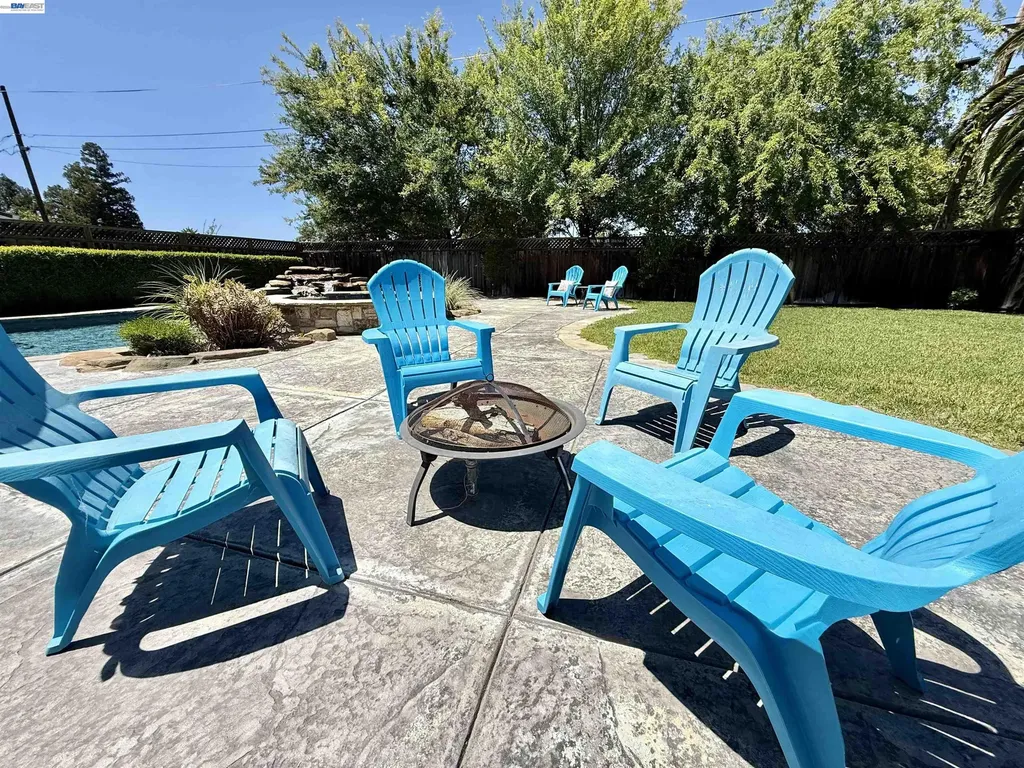 2133 Pleasant View Lane Livermore CA 94550
