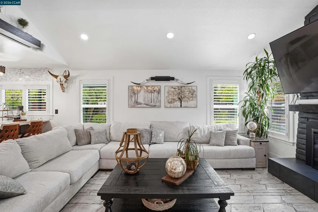 1199 Gamay Drive Clayton CA 94517