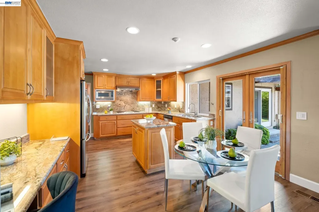 3006 Melbourne Court Pleasanton CA 94588