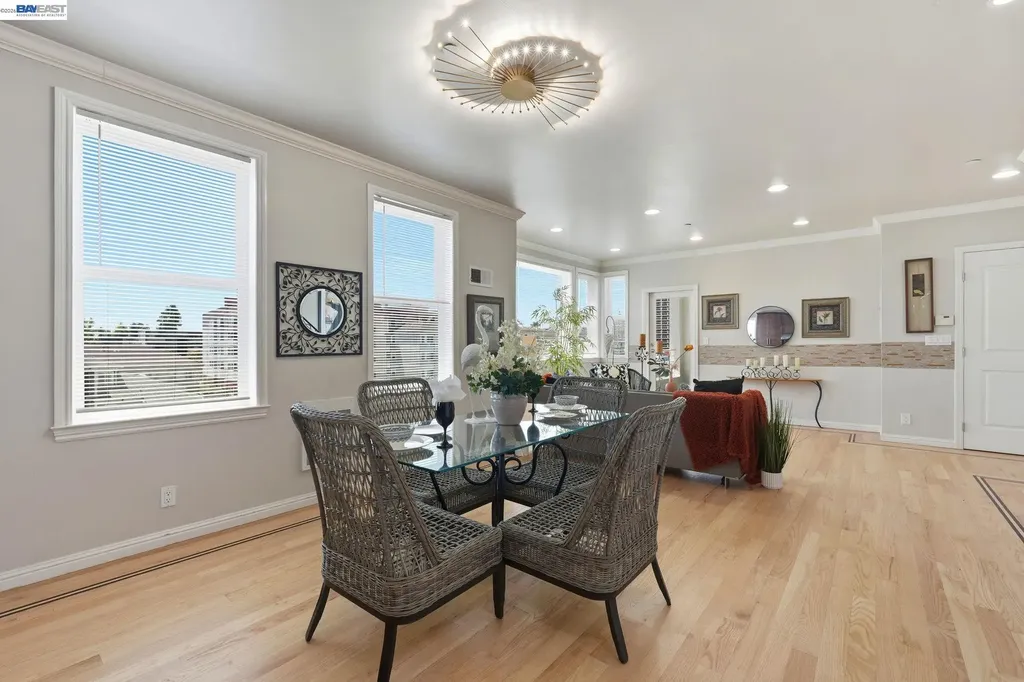 252 International Boulevard Oakland CA 94606