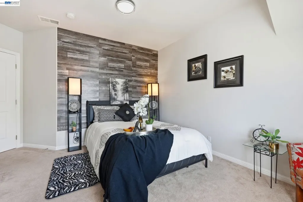 252 International Boulevard Oakland CA 94606