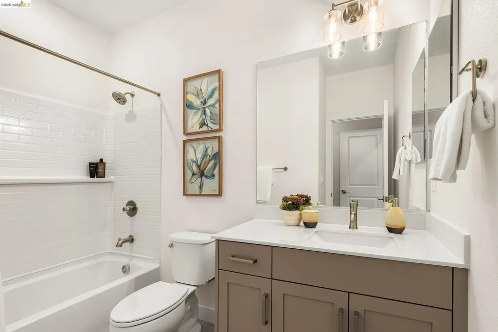 28970 Parkridge Loop Hayward CA 94544