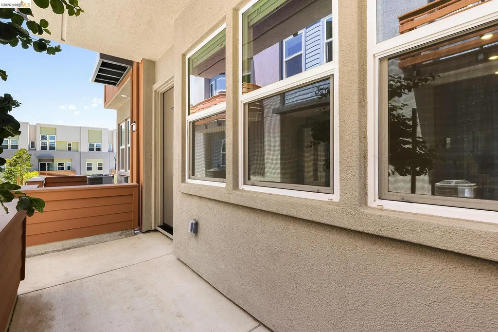 28970 Parkridge Loop Hayward CA 94544