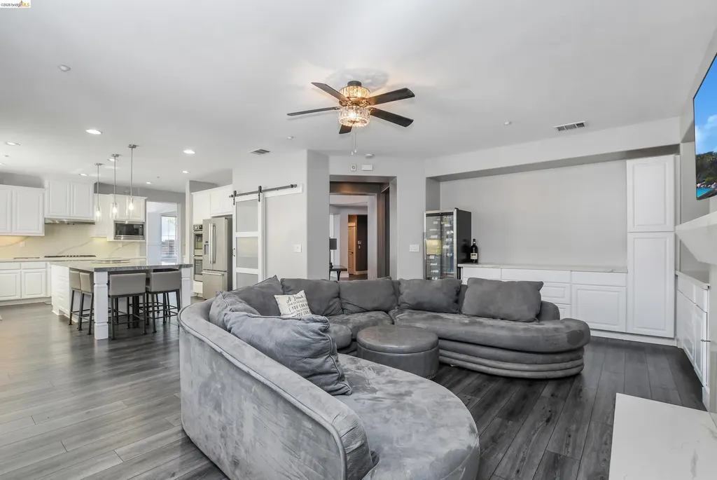 1885 Fiorita Way Brentwood CA 94513