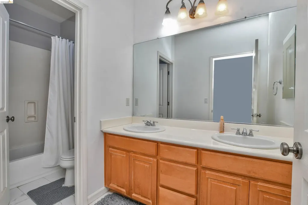 1885 Fiorita Way Brentwood CA 94513