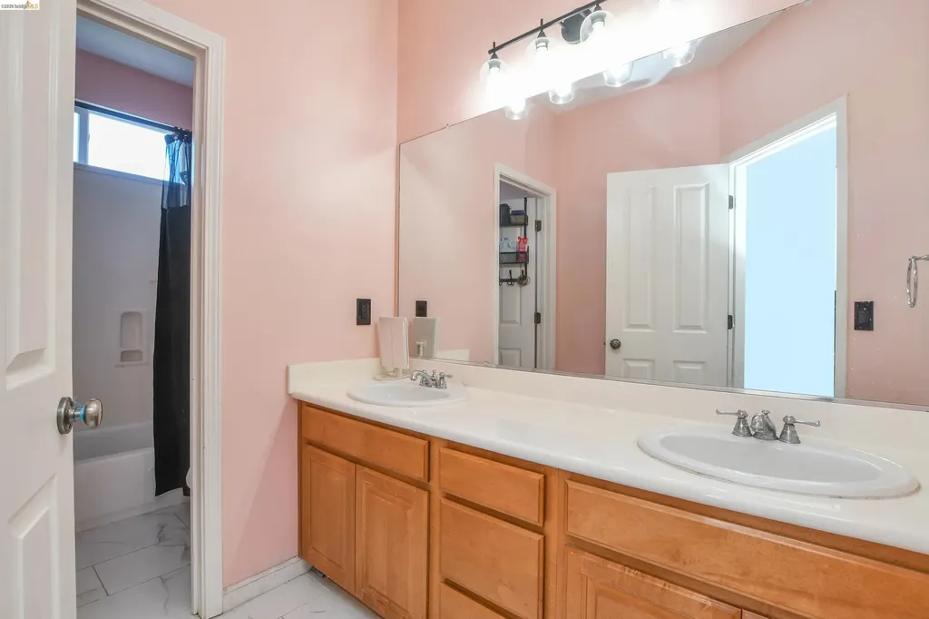 1885 Fiorita Way Brentwood CA 94513