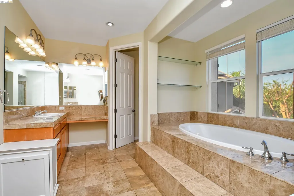 1885 Fiorita Way Brentwood CA 94513