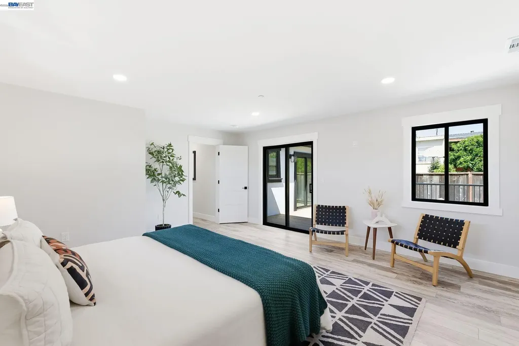 2551 Hermosa Terrace Hayward CA 94541