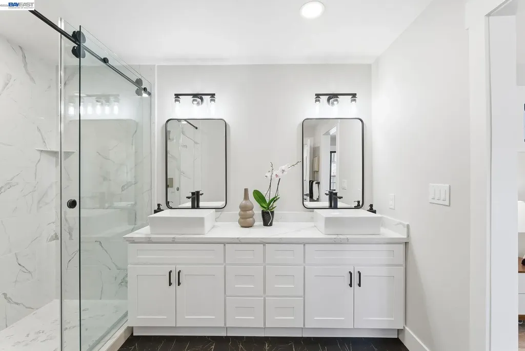 2551 Hermosa Terrace Hayward CA 94541