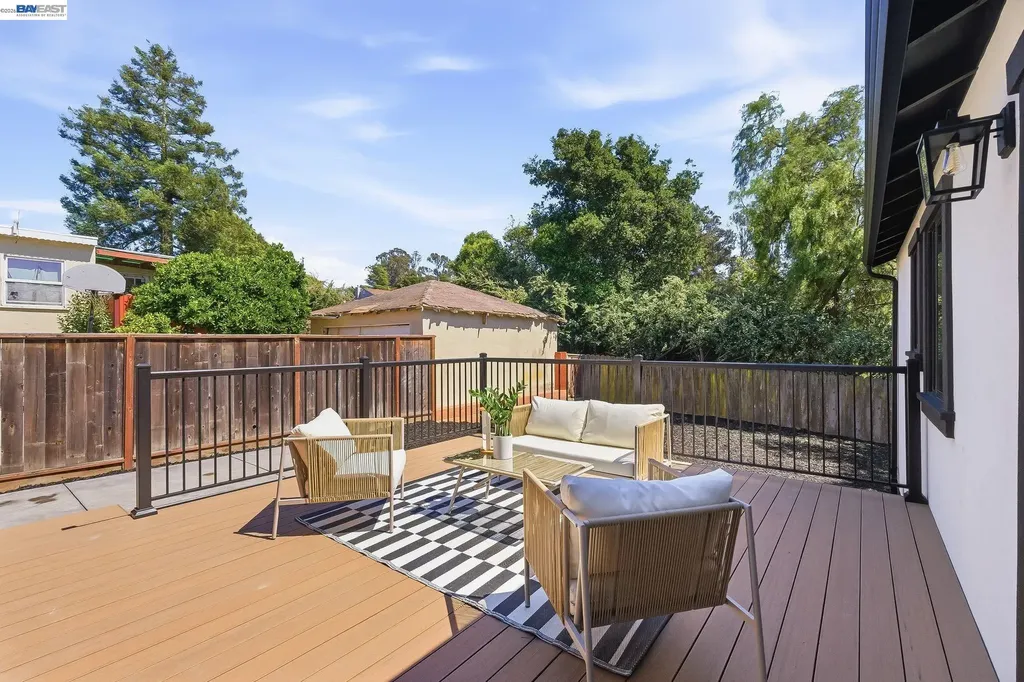 2551 Hermosa Terrace Hayward CA 94541