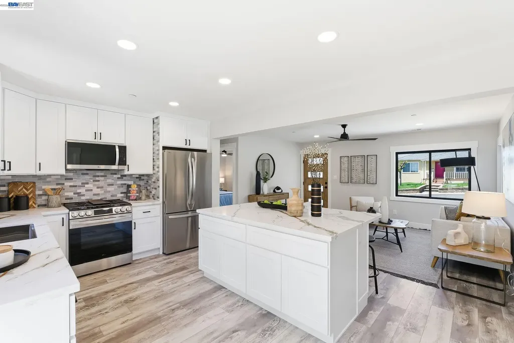 2551 Hermosa Terrace Hayward CA 94541