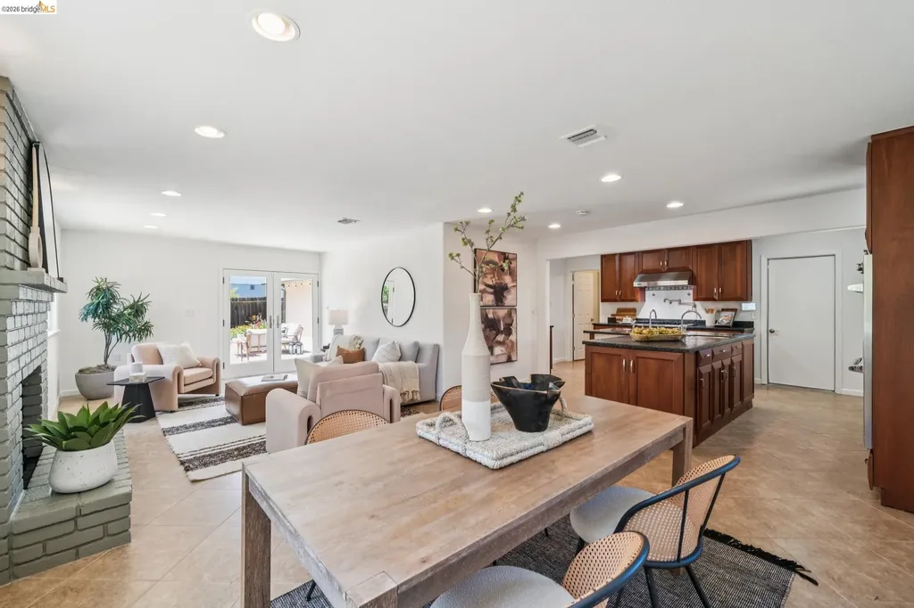387 Gladys Drive Pleasant Hill CA 94523