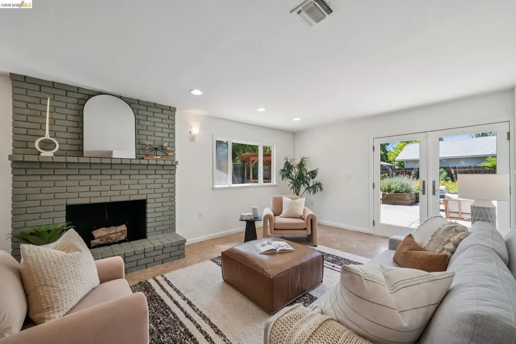 387 Gladys Drive Pleasant Hill CA 94523