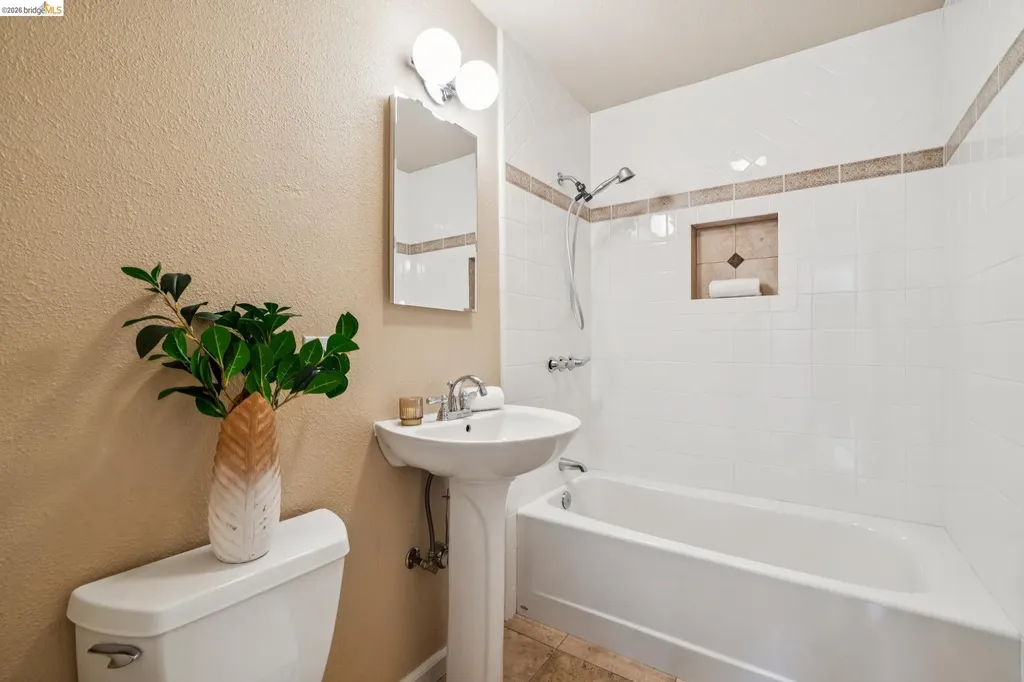 387 Gladys Drive Pleasant Hill CA 94523