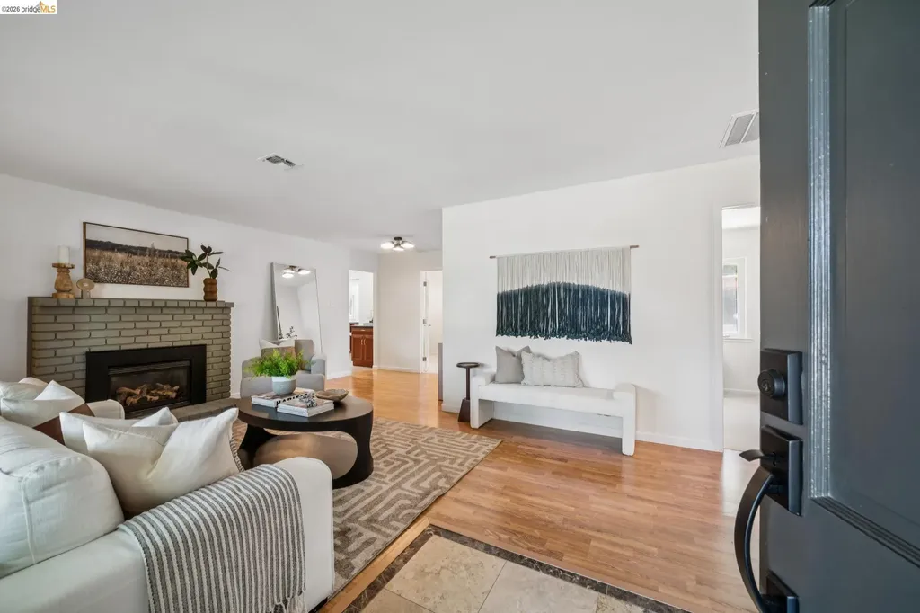 387 Gladys Drive Pleasant Hill CA 94523