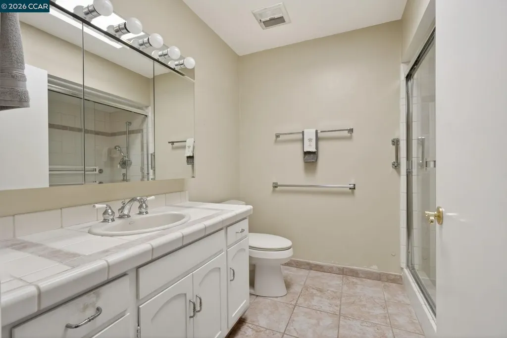 1124 Oakmont Drive Walnut Creek CA 94595
