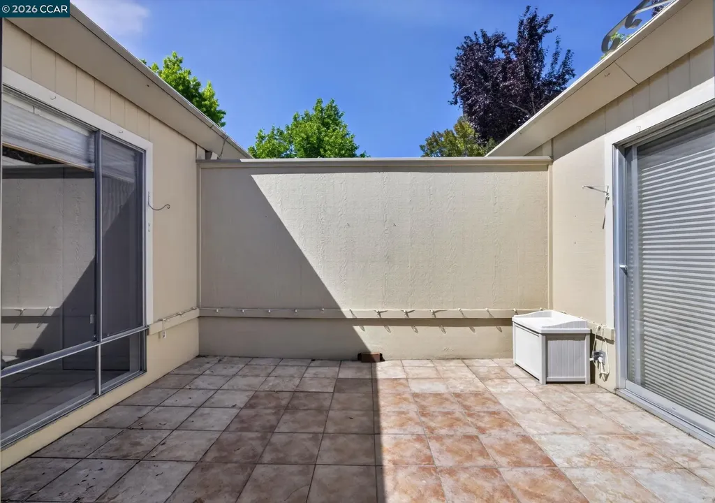 1124 Oakmont Drive Walnut Creek CA 94595